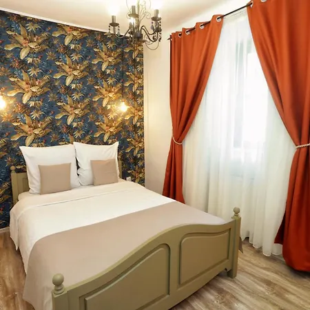 Union Square By Nux * Kaloşvar